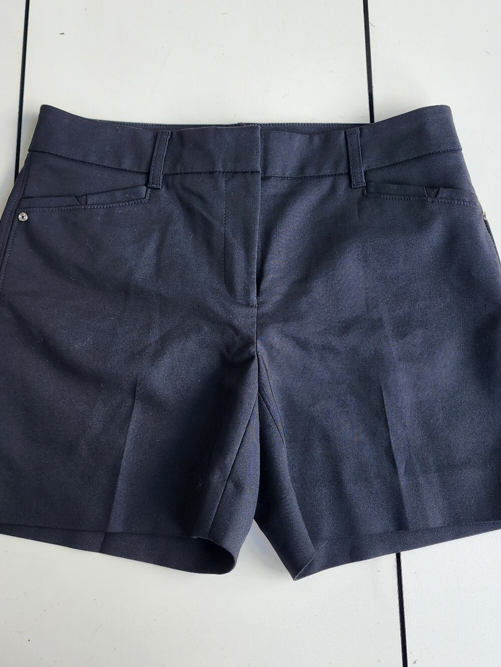 WHITE HOUSE BLACK MARKET The 5" Short Black Dress Shorts Stretch Cotton 00